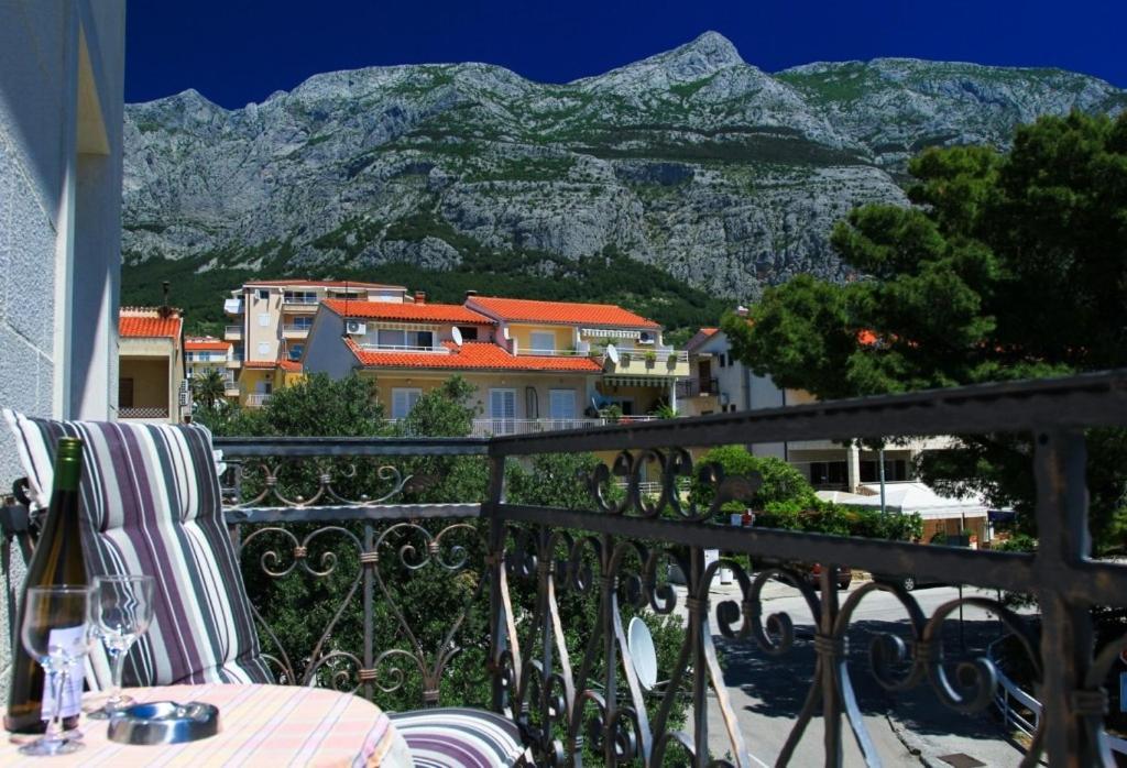 Apartments By The Sea Makarska - 15200 Экстерьер фото